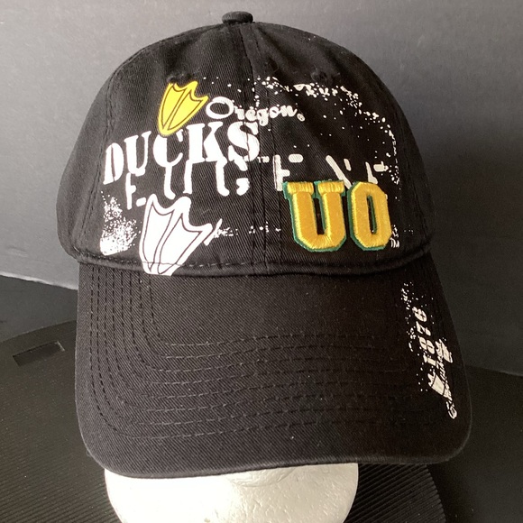 University of Oregon Ducks Adjustable Hat by Fan Favoriteite - Picture 2 of 9